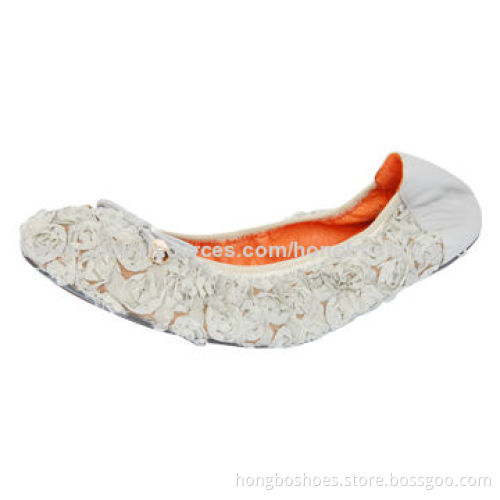 Dress shoes, fabric upper, leather lining and sock, rubber outsole, round toe, elastic